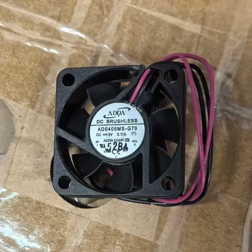 AD0405MS-G70 ADDA DC brushless fan