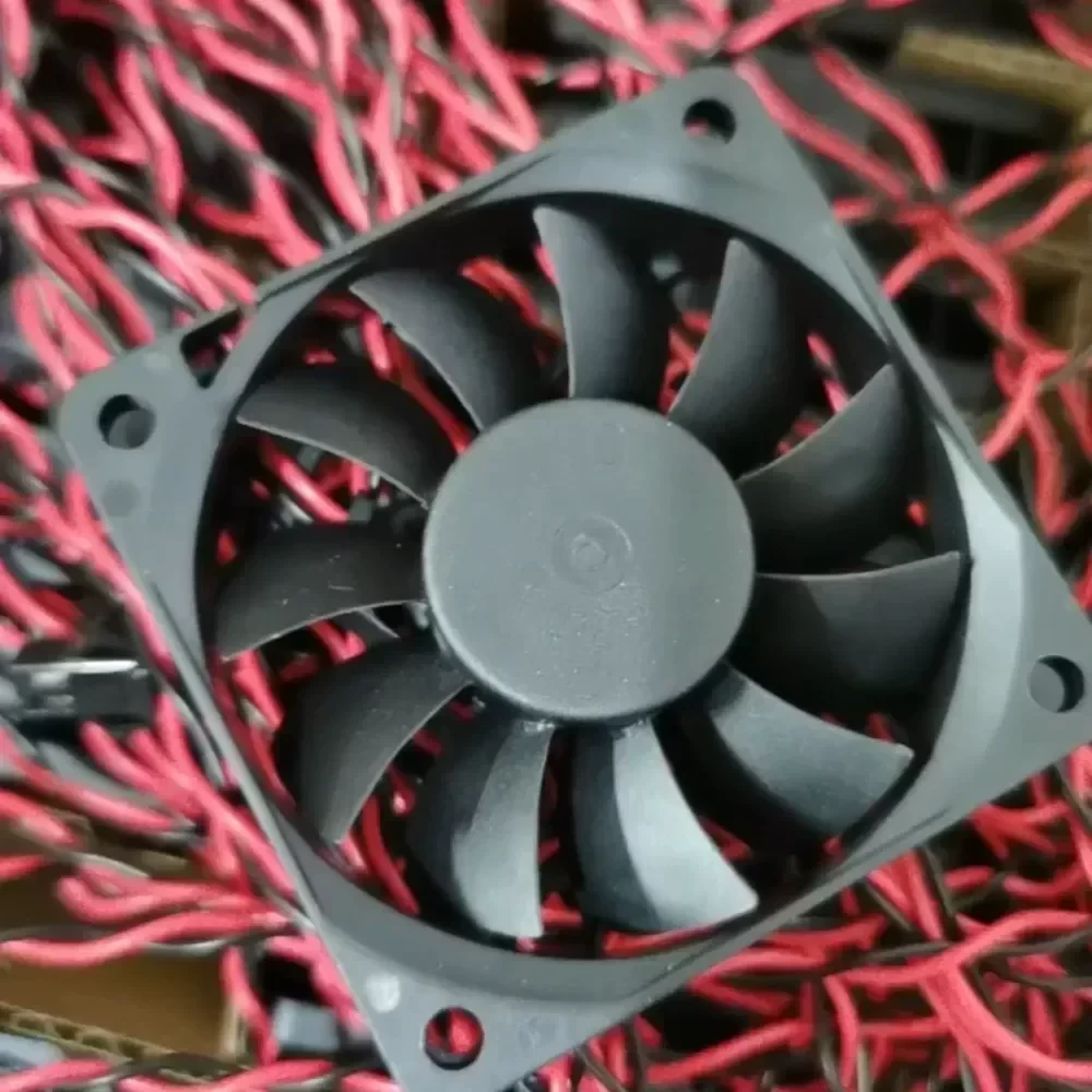 New MF60152 V1-1000C-A99 SUNON