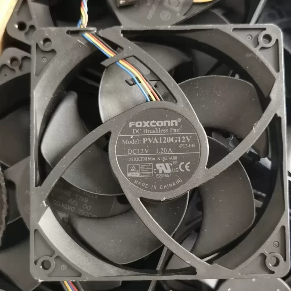 PVA120G12V Foxconn 12025/12V 4-wire PWM fan