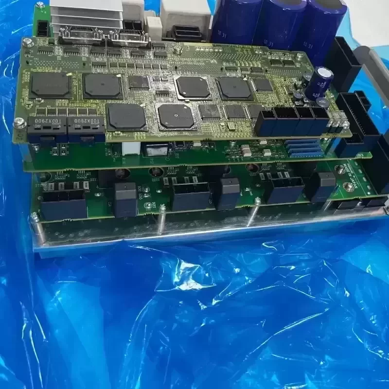 A06B-6400-H102 FANUC A06B6400H102 CNC Servo Drive