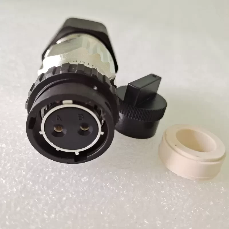 ERICSSON RNT 447 38/03 RRU plug DC connector