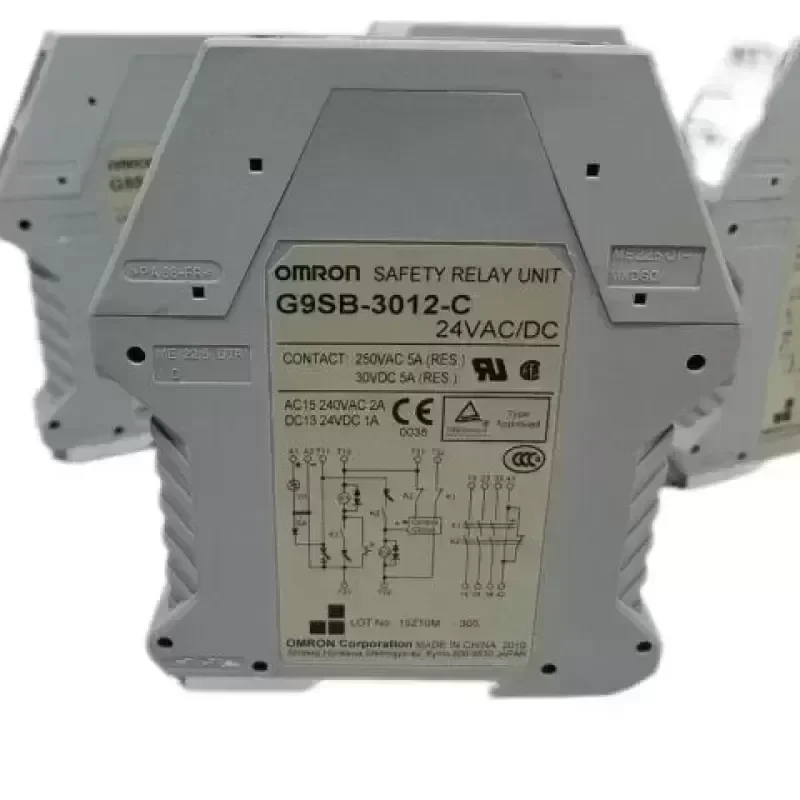 G9SB-3012-C  AC/DC24 Safety Relay