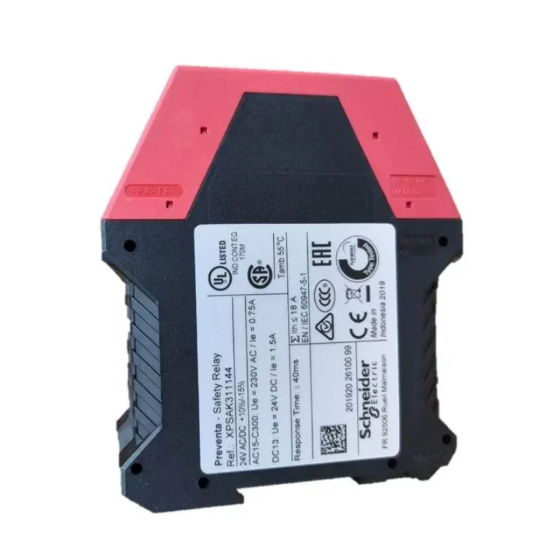 Schneider Monitoring 24V AC DC XPSAK311144 Emergency Stop Safety Relay