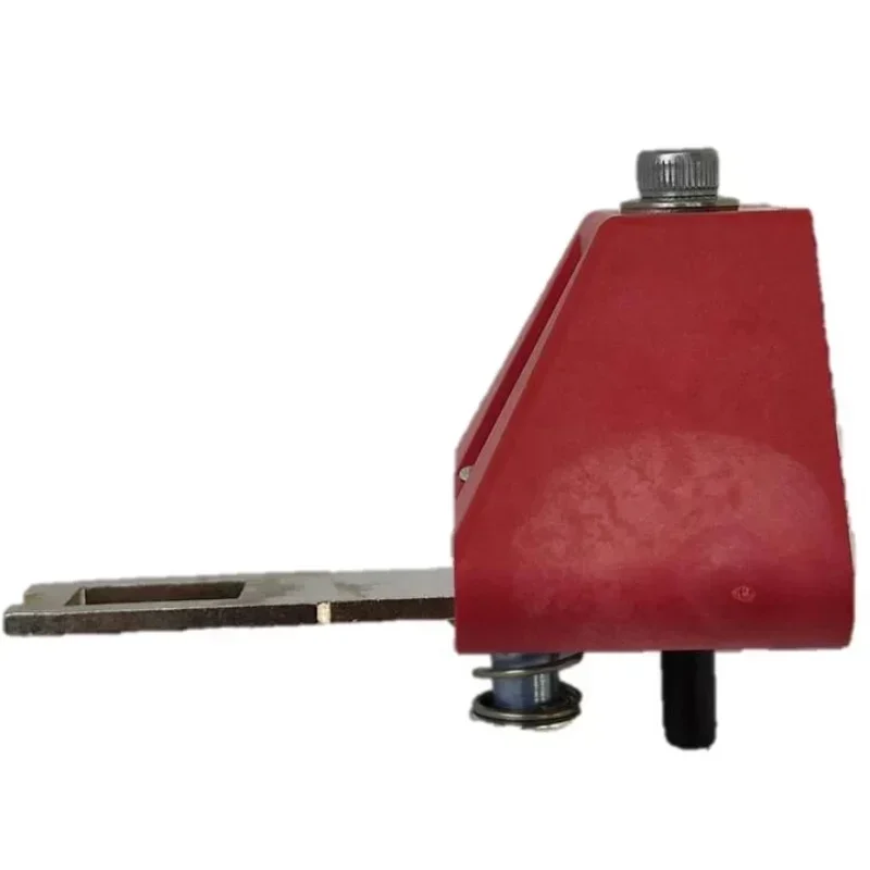 Schneider Pivoting Actuator XCSZ13 Plastic Guard Mounting Safety Switch