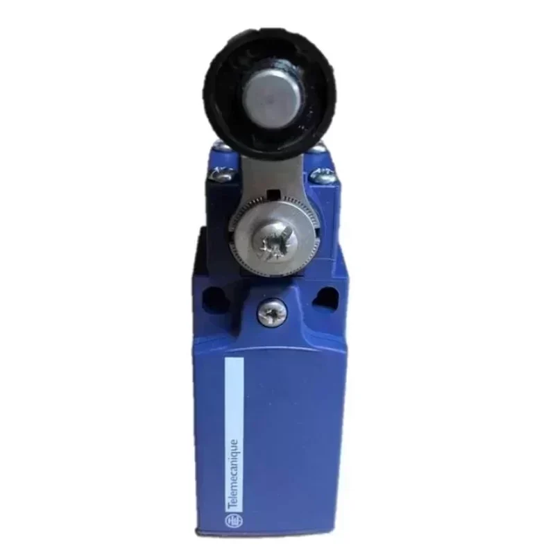 XCKN2118G11 2P Schneider Thermoplastic Roller Lever Limit Switch